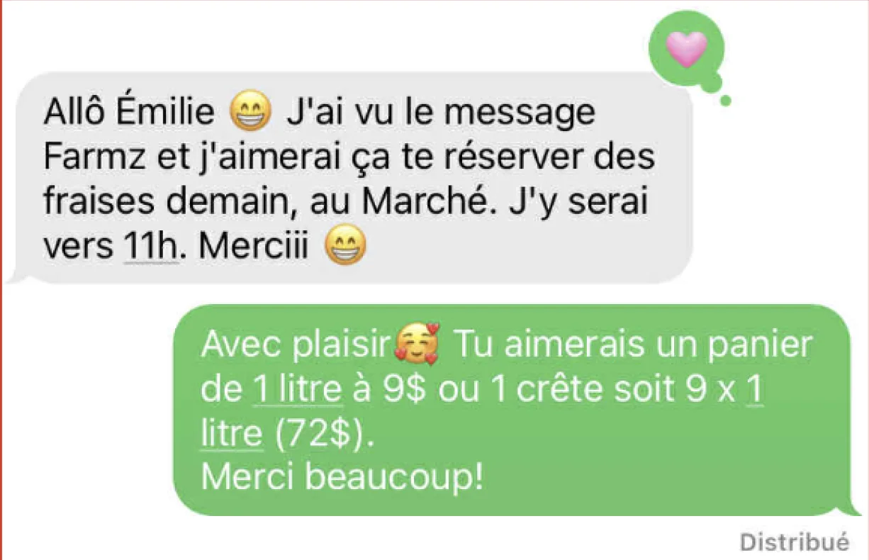 Cliente qui réserve des fraises après avoir vu le message Farmzz